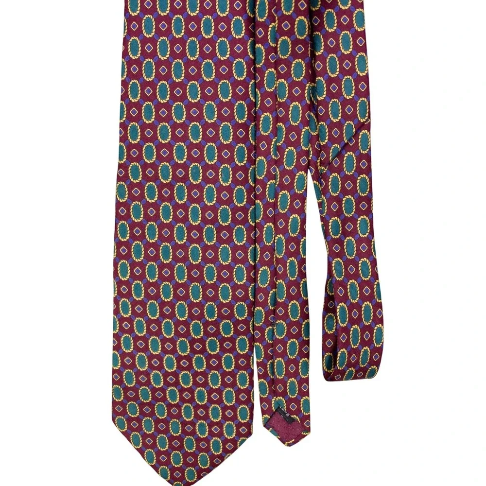 VTG Christian Dior Mens Burgundy‎ Geometric Neck Tie 100% Silk Made in USA EUC